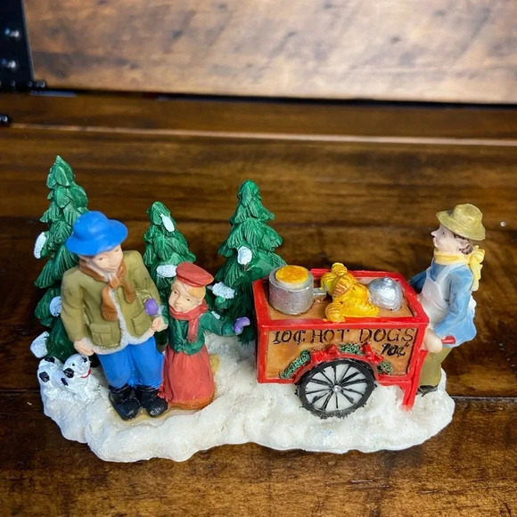 RITE AID CHRISTMAS VILLAGE FIGURE HOTDOG STAND 2.5”, no box. - Picture 1 of 7